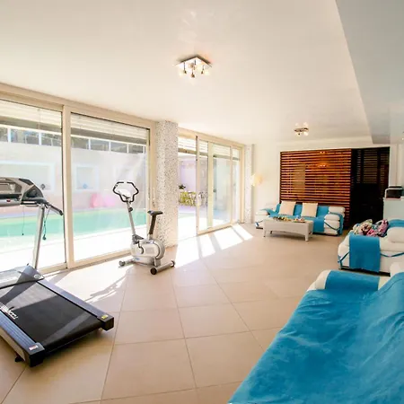 וילה Caraitria מרטינה פרנקה